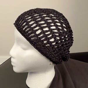Chic Black Knit Women's Hat